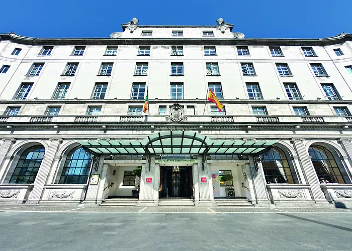 Riu Plaza The Gresham 酒店