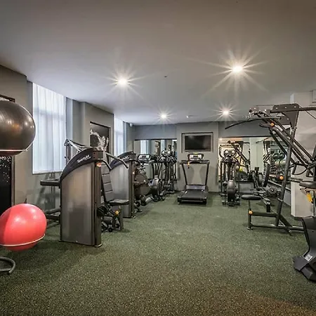 Ξενοδοχείο Riu Plaza The Gresham 4*