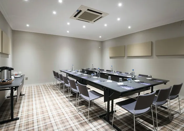 Hotel Riu Plaza The Gresham 4*