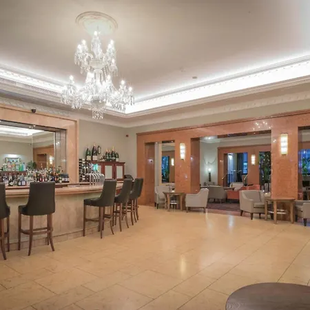 Riu Plaza The Gresham Hotel