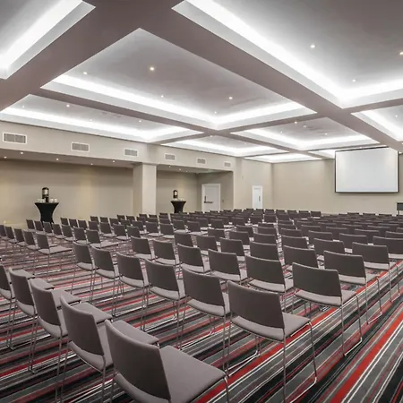 Riu Plaza The Gresham 酒店 4*