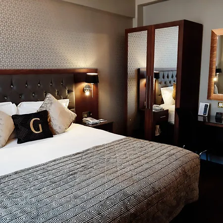 Отель Riu Plaza The Gresham